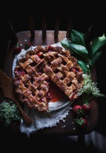 Strawberry rhubarb pie with elderflower 27613639386_bc5558c1a8_b